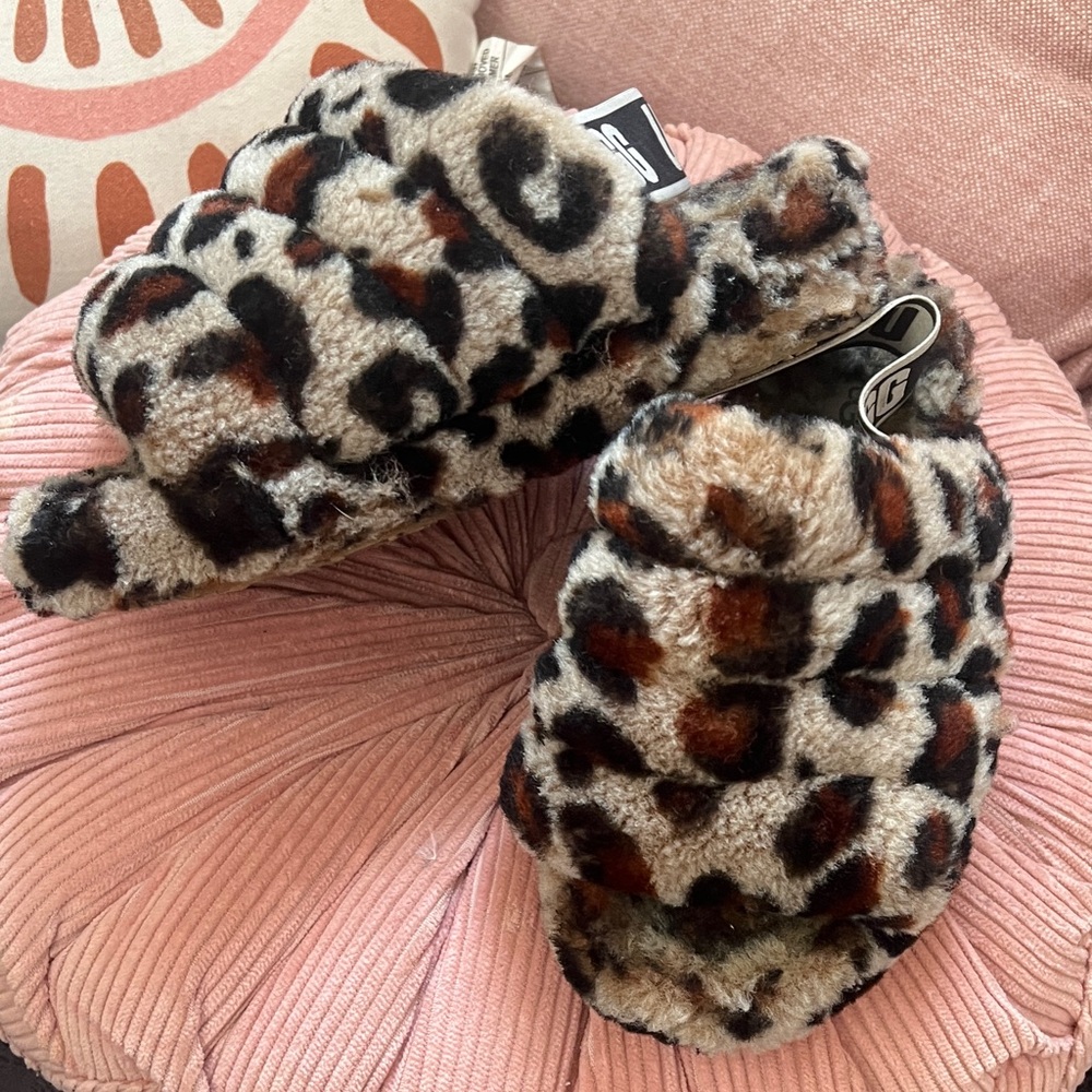 UGG Leopard Print Fuzzy Slides - Picture 2 of 5